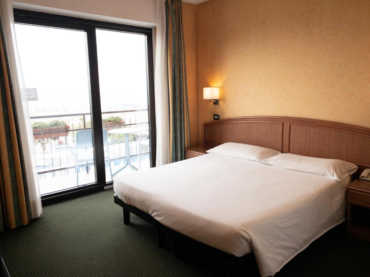 Hotel Santa Maria Chiavari Exterior photo