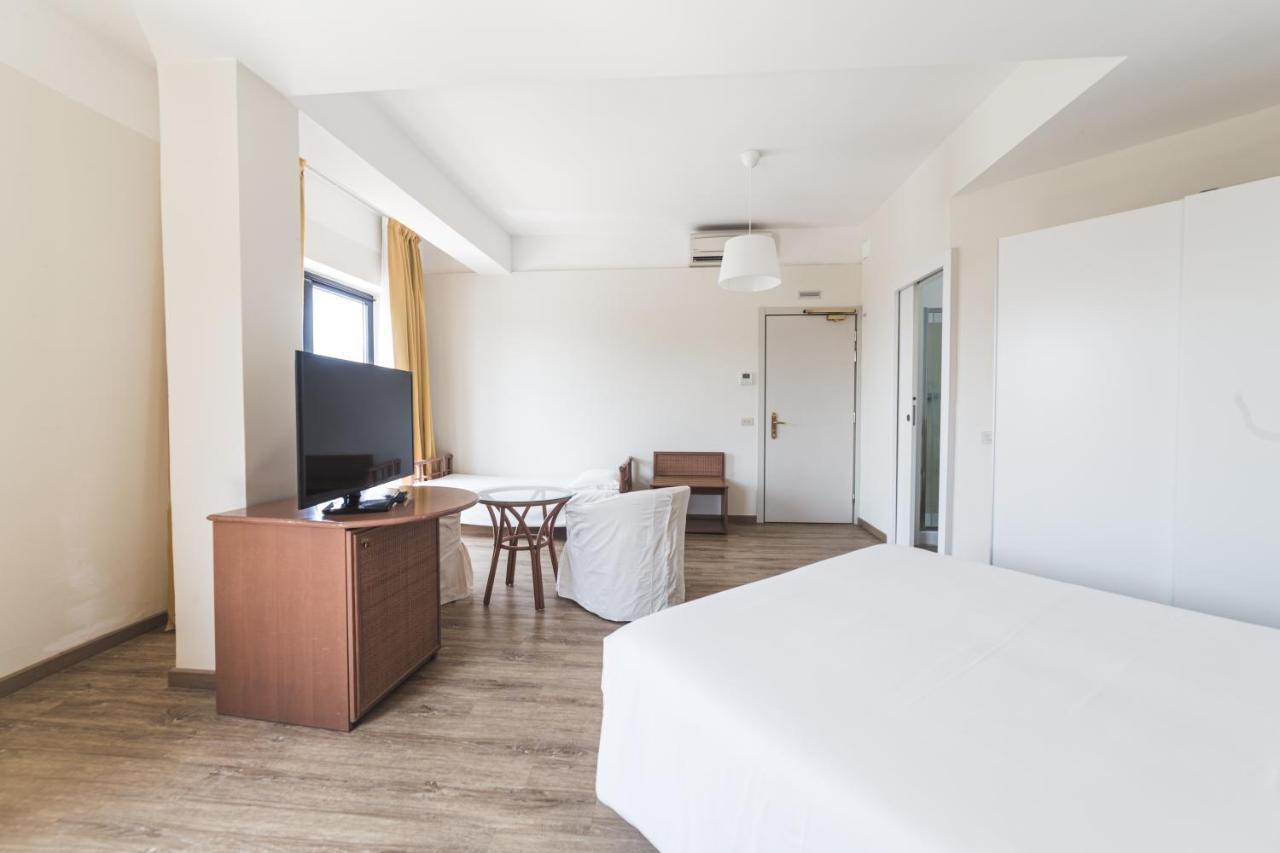 Hotel Santa Maria Chiavari Exterior photo